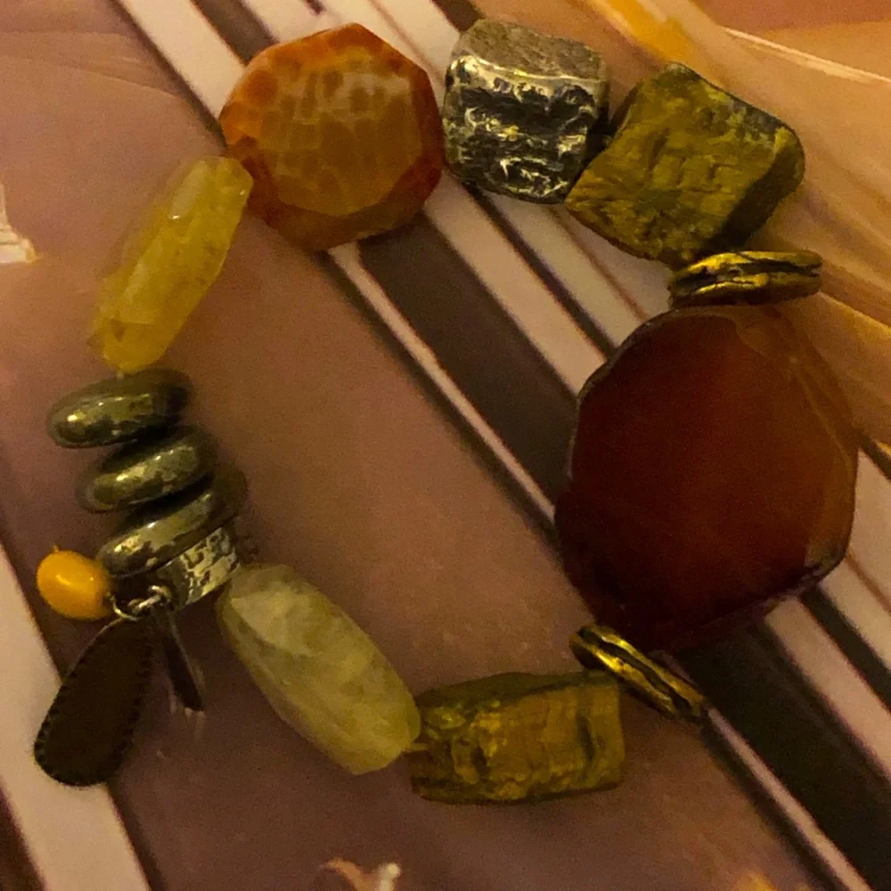 Silpada Heat Wave Stretch Bracelet. - Picture 6 of 6